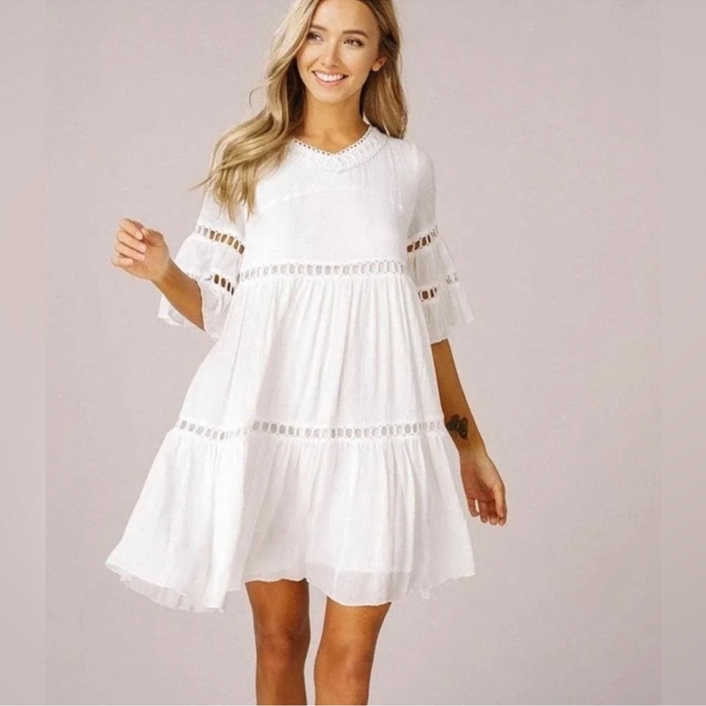 🌼 NWT Listicle Boho Mini Dress — White Crochet Trim — Size L